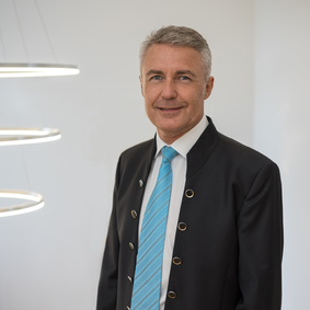 Unabhängiger Finanzmakler der DKG