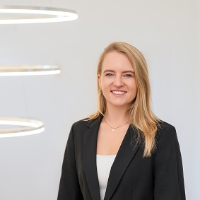 Joeline Bormann Finanzmaklerassistentin der DKG
